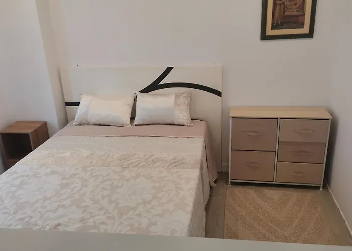 Apartamento Castro Urdiales Con Garaje Y Piscina ,Cerca Playa
