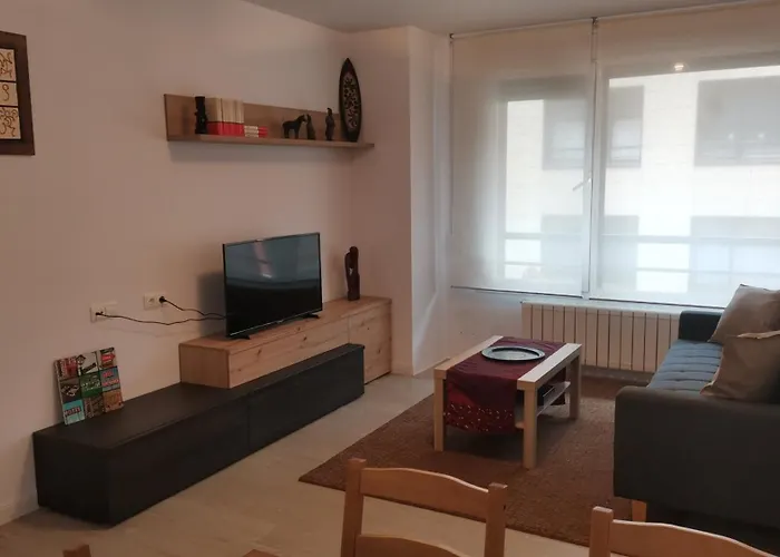 Apartamento Castro Urdiales Con Garaje Y Piscina ,Cerca Playa